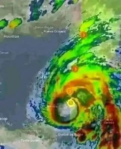 BREAKING NEWS Large HURRICANE CATEGORY forming!