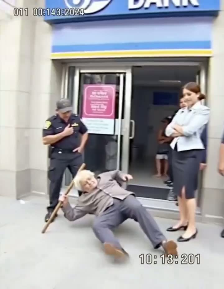 They Kicked Him Thinking He’s a Beggar – The Truth Stunned Everyone…