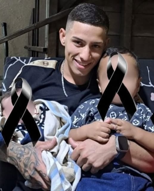 A 23-Year-Old Father’s Final Embrace: He Passed Away Holding His Children Close