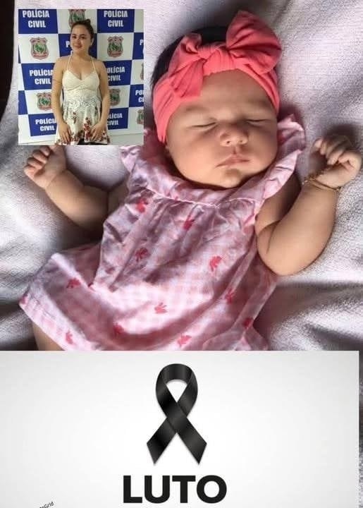 Young woman puts daughter inside the fir…